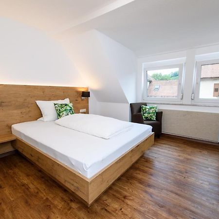 Zum Scheffelhof Hotel Maulbronn Bagian luar foto