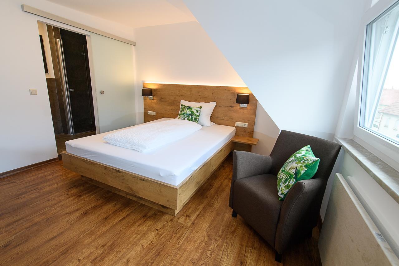 Zum Scheffelhof Hotel Maulbronn Bagian luar foto