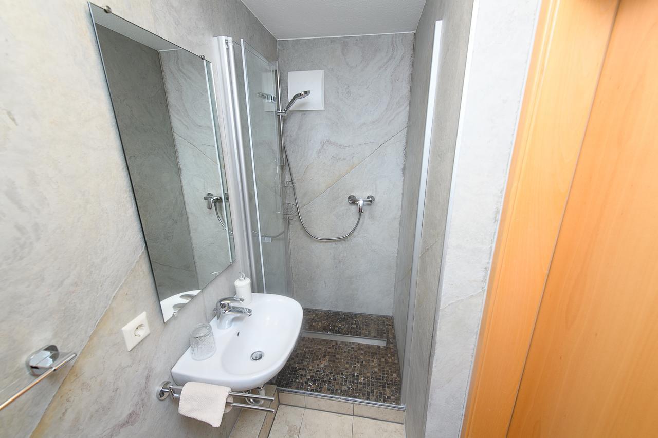 Zum Scheffelhof Hotel Maulbronn Bagian luar foto